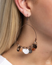 Load image into Gallery viewer, Wiry Wayfarer Copper Earrings
