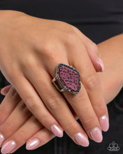 Load image into Gallery viewer, Sporadic Stone Pink Ring