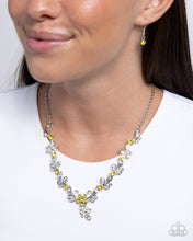 Load image into Gallery viewer, Refreshing Refinement Yellow Necklace