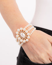 Load image into Gallery viewer, Take A Fancy To Gold Bracelet