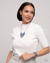 Load image into Gallery viewer, Fashionable Fringe Blue Necklace