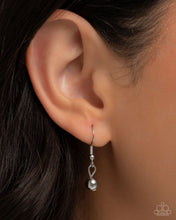 Load image into Gallery viewer, Bombshell Bow Red Necklace