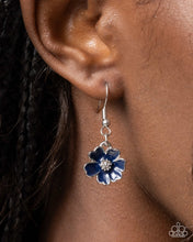 Load image into Gallery viewer, French Florals Blue Necklace