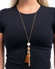 Load image into Gallery viewer, Pampered Panache Gold Necklace