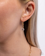 Load image into Gallery viewer, Fancy Fabric Gold Necklace