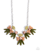 Load image into Gallery viewer, Folklore Flair Green Necklace
