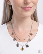 Load image into Gallery viewer, Glinting Garden Yellow Necklace