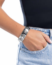 Load image into Gallery viewer, Filigree Flair Silver Bracelet