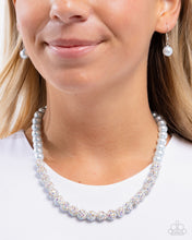 Load image into Gallery viewer, Beautiful Boutique Blue Necklace