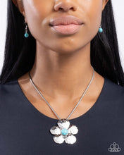 Load image into Gallery viewer, Tasteful Texture Blue Necklace