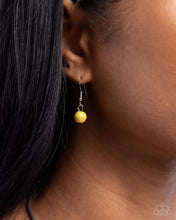Load image into Gallery viewer, Tasteful Texture Yellow Necklace