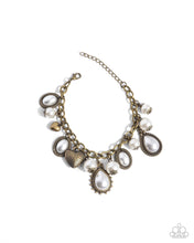 Load image into Gallery viewer, Pearly Prelude Brass Necklace