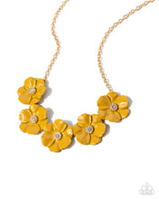 Load image into Gallery viewer, Floral Favor Yellow Necklace