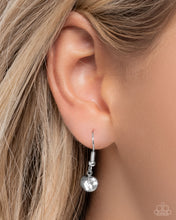 Load image into Gallery viewer, Blooming Bravado Purple Necklace