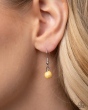 Load image into Gallery viewer, Palm Tree Promenade Yellow Necklace