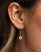 Load image into Gallery viewer, Aesthetic Admittance Purple Necklace