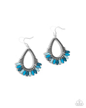 Load image into Gallery viewer, Pronged Pattern Blue Earrings