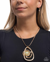 Load image into Gallery viewer, Abstract Advance Green Necklace