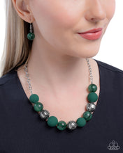 Load image into Gallery viewer, Bewitching Texture Green Necklace
