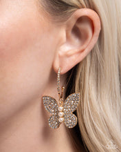 Load image into Gallery viewer, Butterfly Boundary Gold Earrings