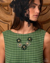 Load image into Gallery viewer, Beau Bouquet Black Necklace