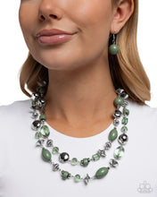 Load image into Gallery viewer, Eye-Catching Earnings Green Necklace