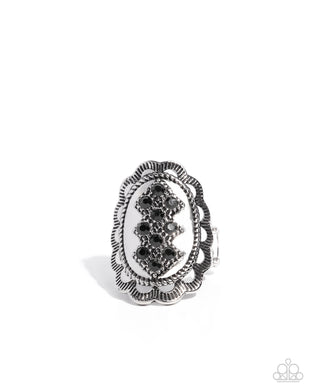 Framing Fanfare Black Ring