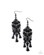 Load image into Gallery viewer, Fringe Film Black Earrings