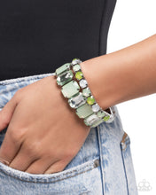 Load image into Gallery viewer, Mismatched Mood Green Necklace