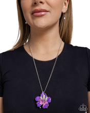 Load image into Gallery viewer, Floral Front Purple Necklace