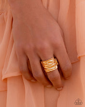 Load image into Gallery viewer, Textured Tenor Gold Ring