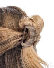 Load image into Gallery viewer, Striped Shopaholic Brown Hair Claw