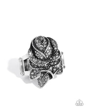 Load image into Gallery viewer, Rosy Residence Silver Ring