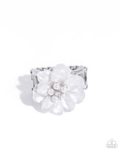 Load image into Gallery viewer, Pinched Petals White Ring