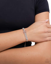 Load image into Gallery viewer, Blooming Breakthrough Pink Bracelet