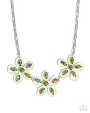 Load image into Gallery viewer, Prismatic Prestige Green Necklace