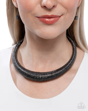Load image into Gallery viewer, Subtle Selfie Black Necklace