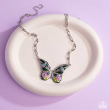 Load image into Gallery viewer, Aerial Accolade Green Necklace