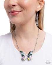 Load image into Gallery viewer, Aerial Accolade Green Necklace