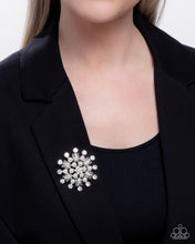 Load image into Gallery viewer, Pearly Prologue White Brooch