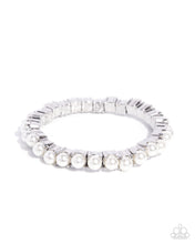 Load image into Gallery viewer, Principle Pearls White Bracelet