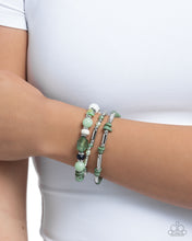 Load image into Gallery viewer, Flashy Fiction Green Bracelet