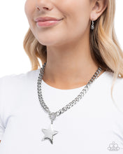 Load image into Gallery viewer, Stellar Spotlight Silver Necklace