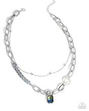Load image into Gallery viewer, Transparent Tapestry Green Necklace
