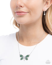 Load image into Gallery viewer, Dragonfly Direction Green Necklace