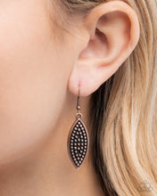 Load image into Gallery viewer, Textured Tutelage Copper Necklace