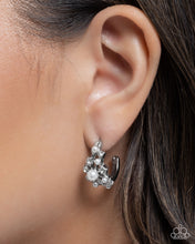 Load image into Gallery viewer, Dotted Daydream White Earrings