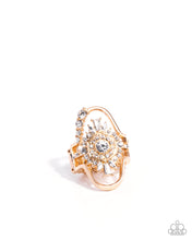 Load image into Gallery viewer, Ornate Oval Gold Ring