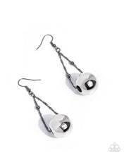 Load image into Gallery viewer, Edgy Emphasis Black Earrings