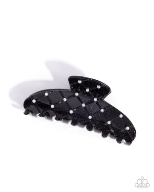 Precise Pearls Black Hair Claw